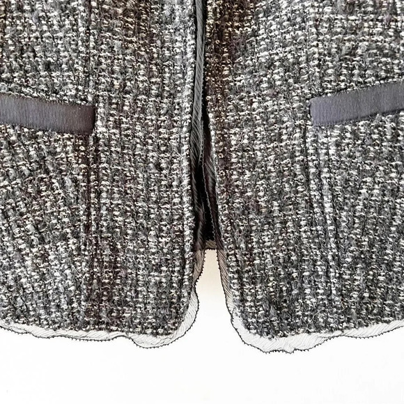 Ann Taylor‎ Black Boucle Blazer Size 4 Chiffon Trim Clueless Wool Blend Office - Picture 5 of 9